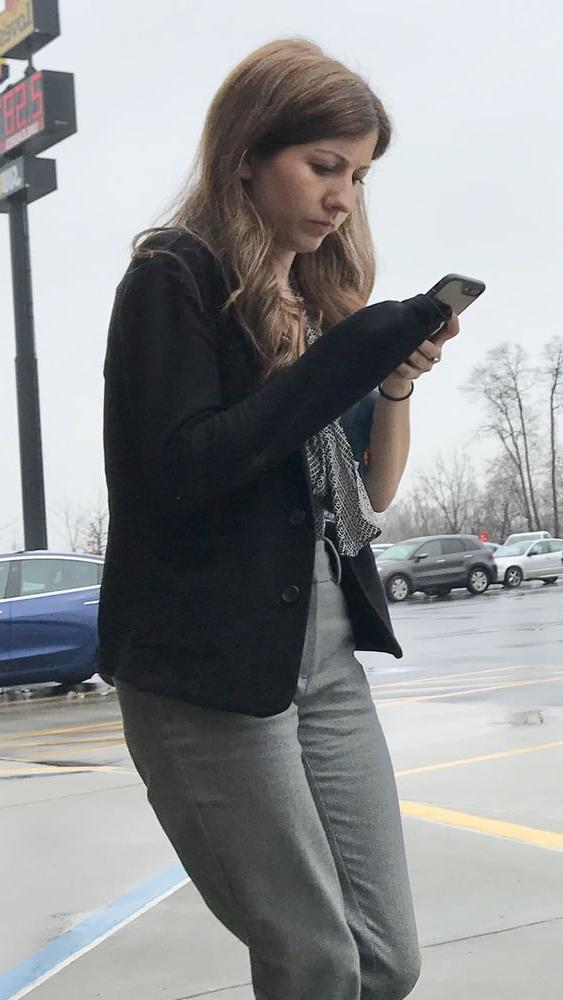 22P Pretty slim milf  VPL