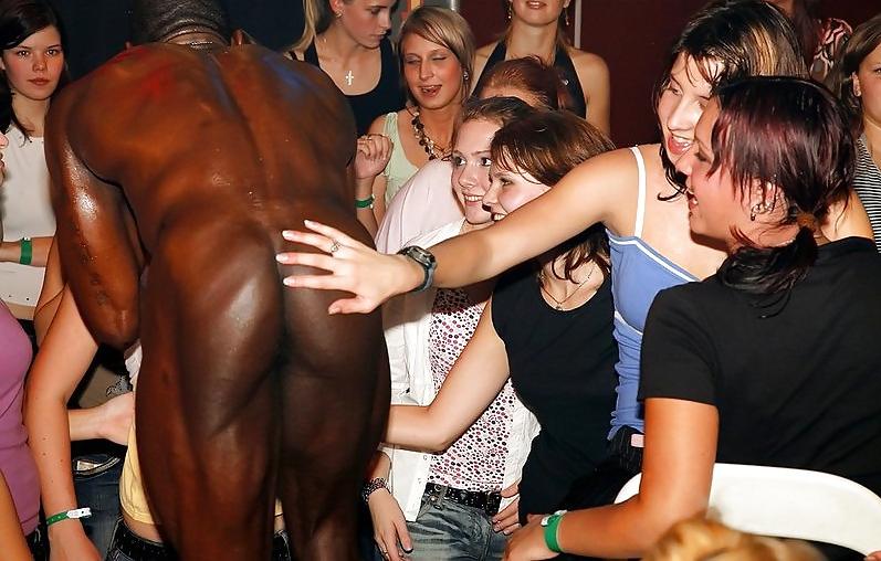 14P Classic porn CFNM