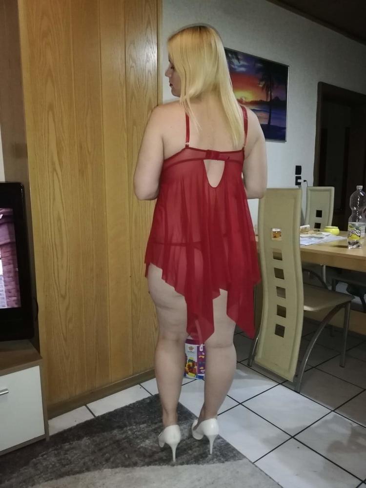 25P Pregnant and Still Sexy 143