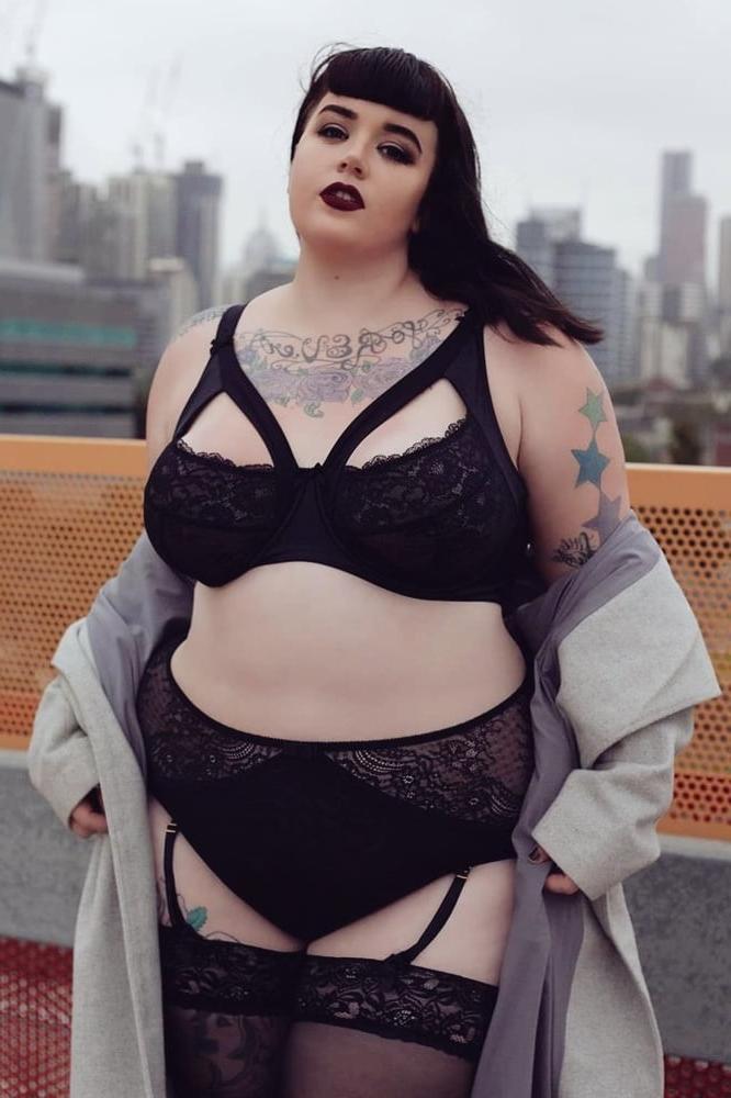 25P BBW SEXY BRA 260