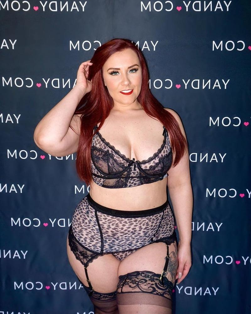 25P BBW SEXY BRA 256