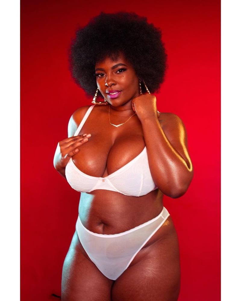 25P BBW SEXY BRA 255