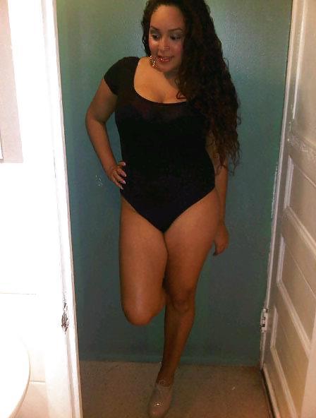 22P NICE THICK WOMEN