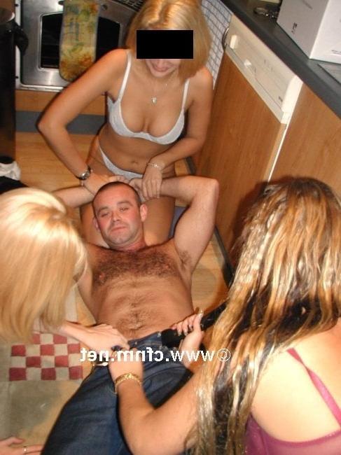 25P Random CFNM Pics 2-9-20