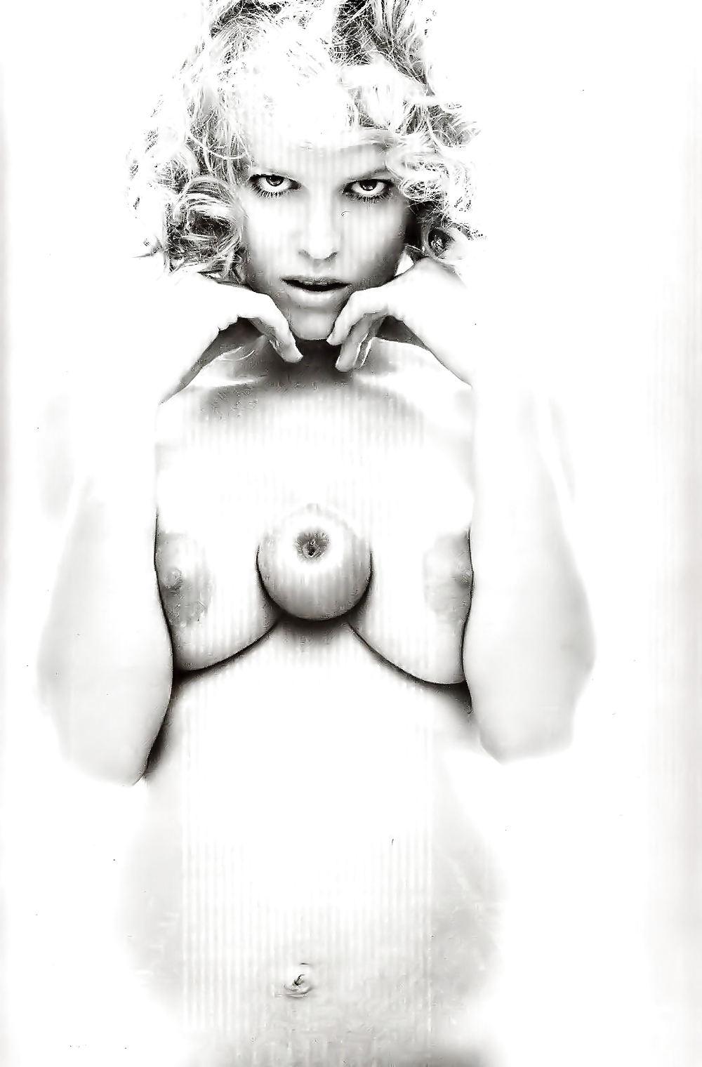 7P EVA HERZIGOVA - PREGNANT NUDES - londonlad