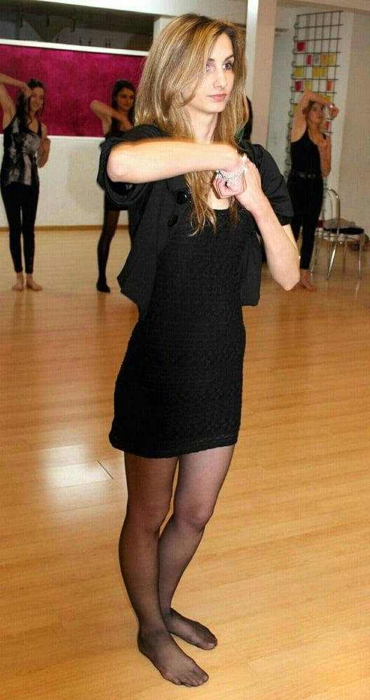 25P Sexy MILFs and GILFs wearing Tights 4