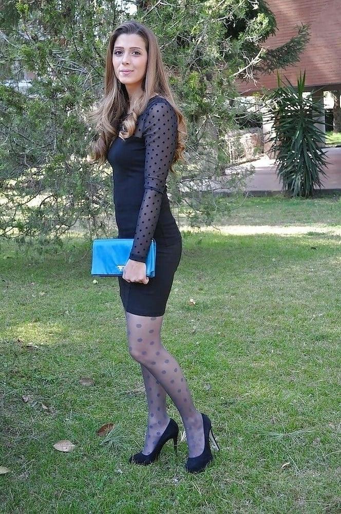 25P Sexy MILFs and GILFs wearing Tights 4