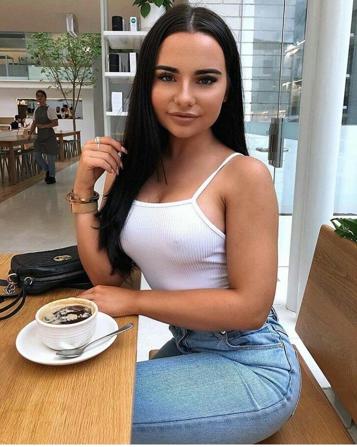 25P No Bra