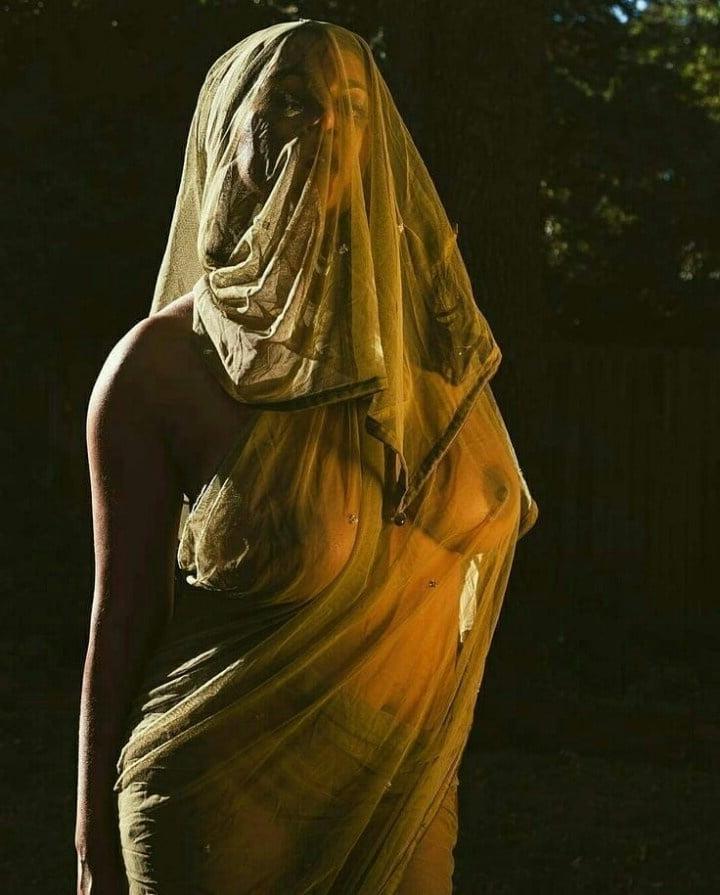 25P No Bra