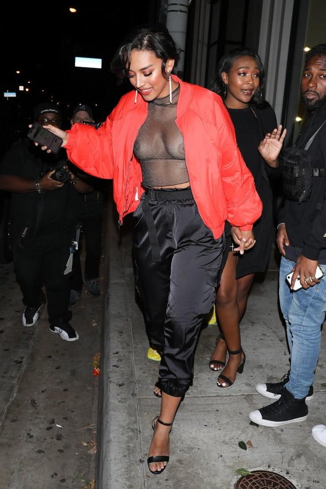 25P No Bra 10