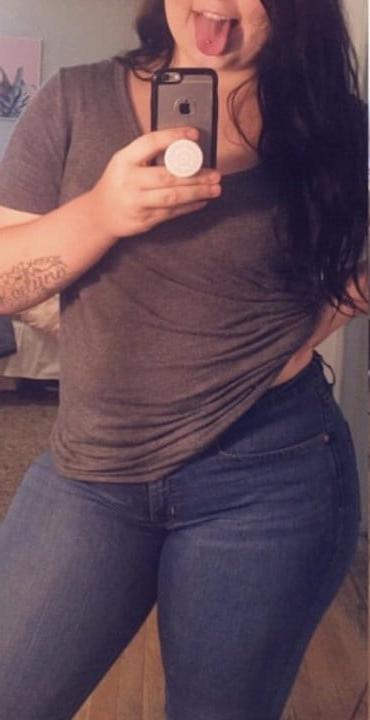 10P Young Thick Milf