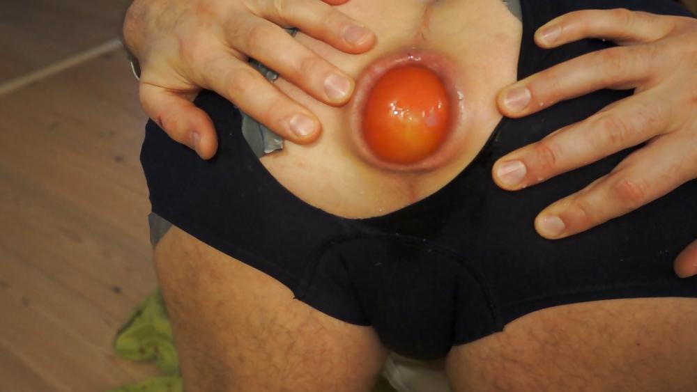 18P My asshole spread fist prolapse and gape Dez 2012