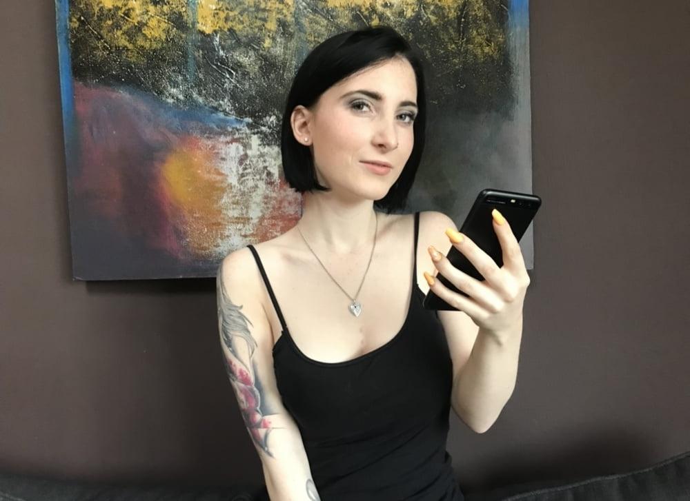 25P subtle private sexy Pics  Lou Nesbit.Lia Louise