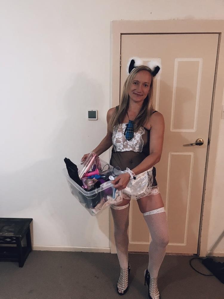 25P Milf