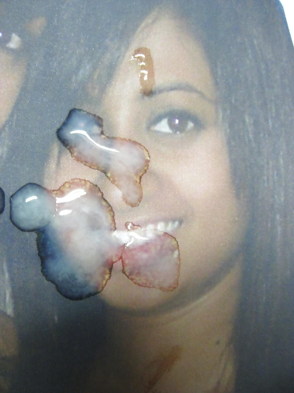 11P Gman Cum on Face of two Sexy Girls from Montreal