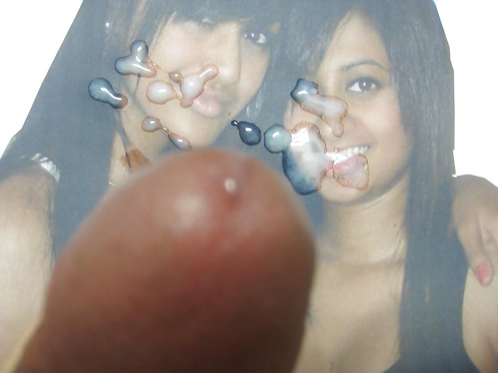 11P Gman Cum on Face of two Sexy Girls from Montreal