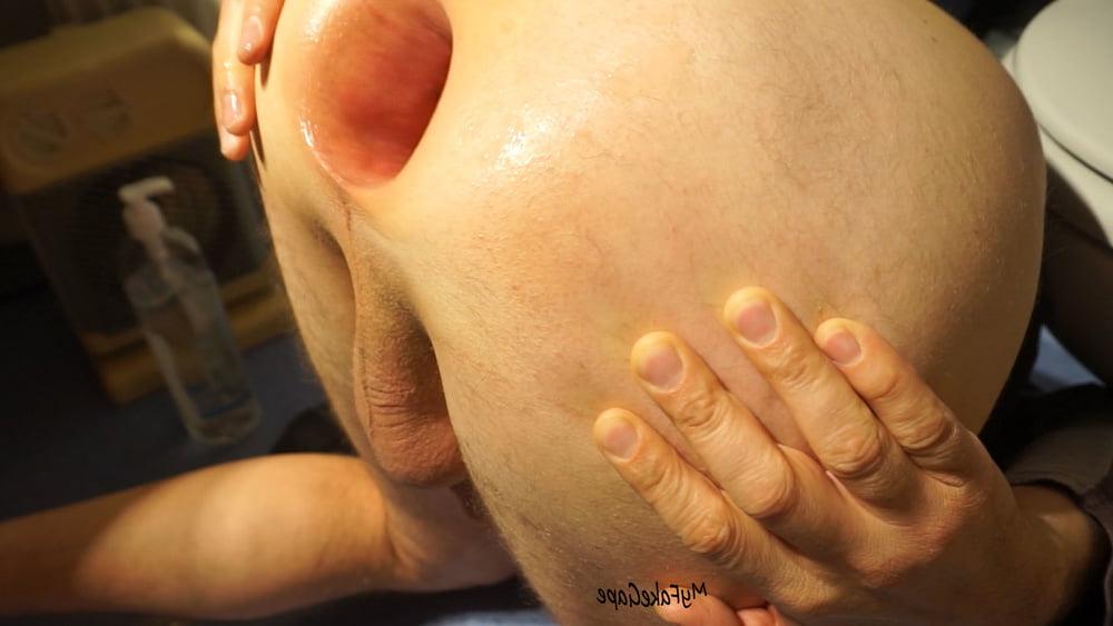 12P My Fake Gape 37