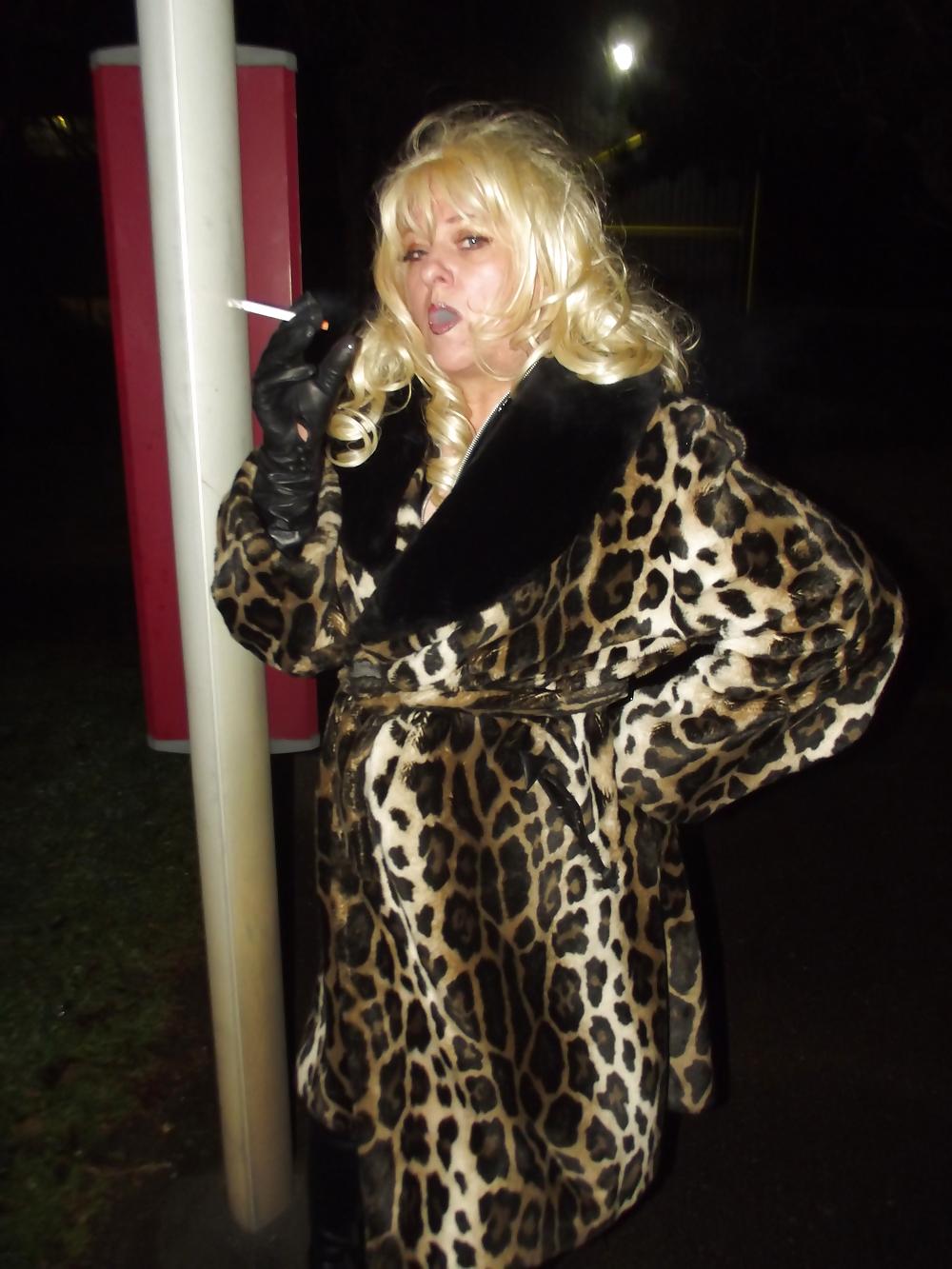 25P CHEATING WIFE