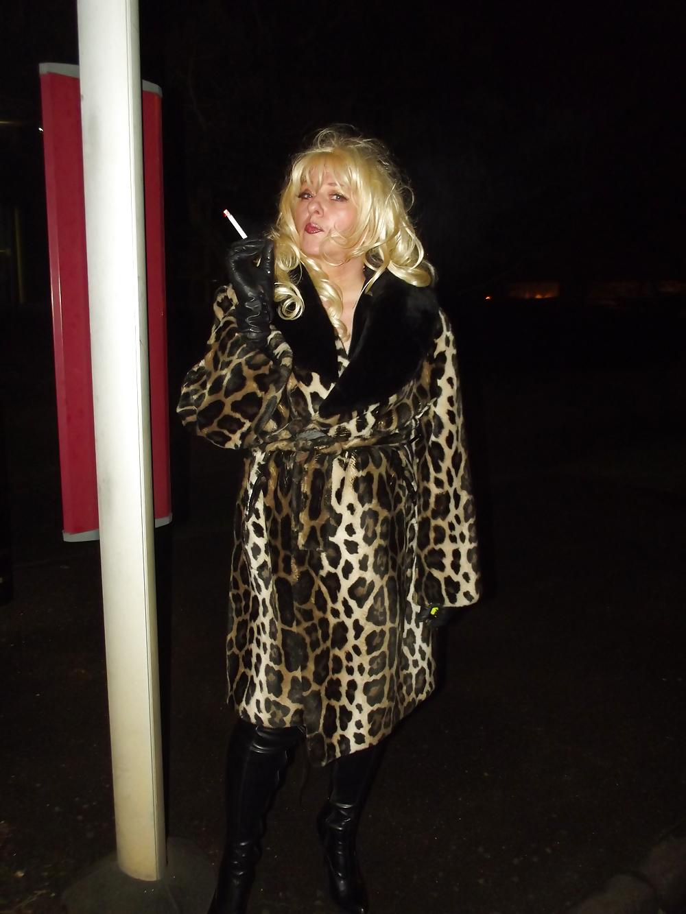 25P CHEATING WIFE