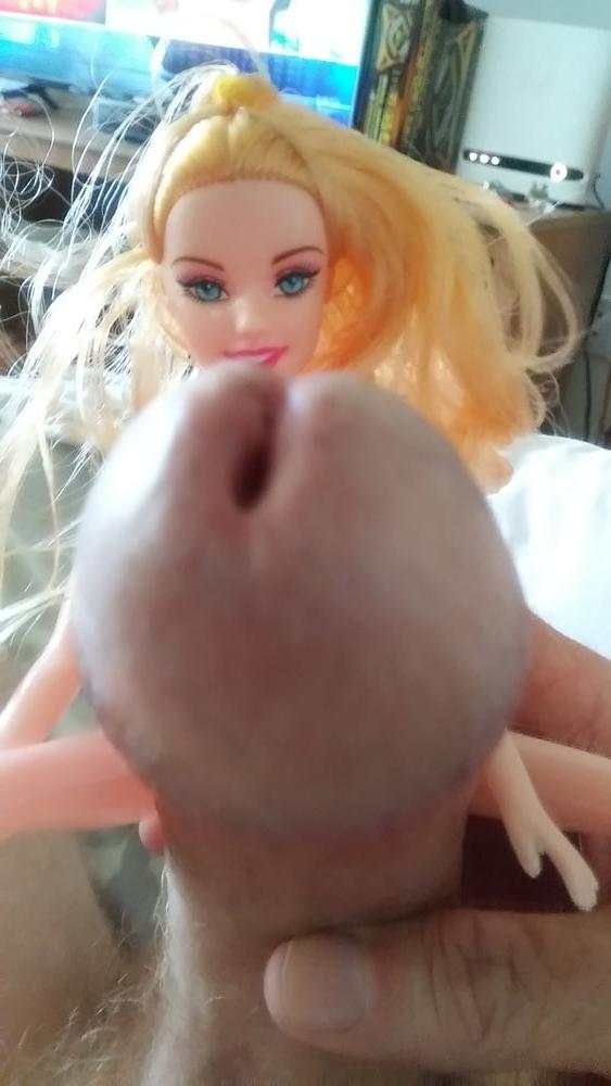 15P Barbie doll gets cum bath