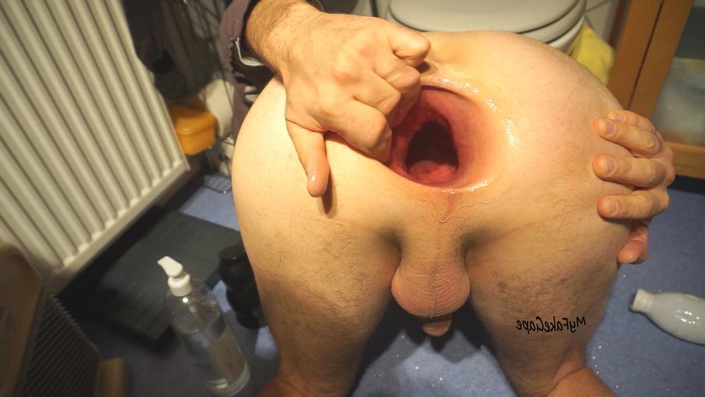 16P My Fake Gape 36