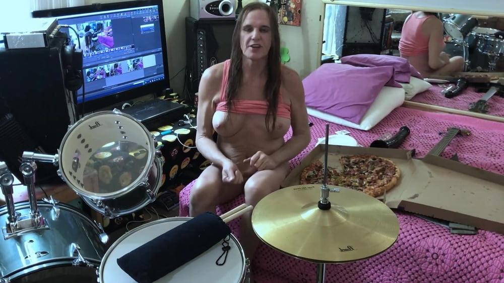 25P lizzy yum - orgasm diary #1