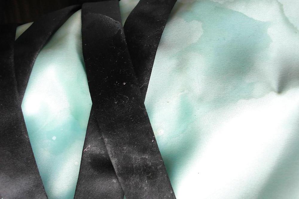 25P Cum on girlfriend's satin prom dress