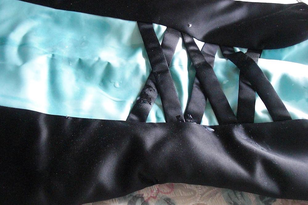 25P Cum on girlfriend's satin prom dress