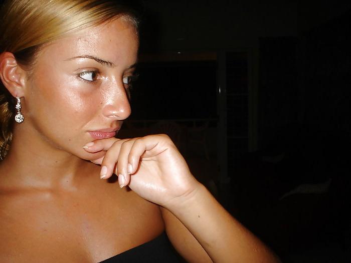 25P Big noses