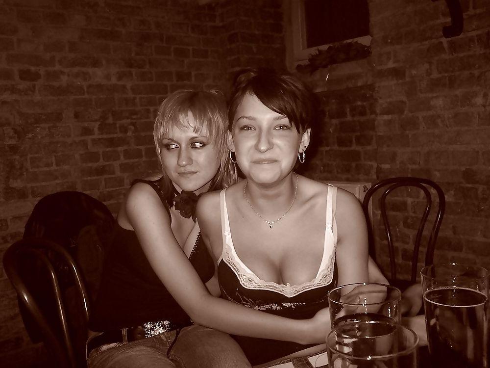 20P Hot Brunette (Private Pics)