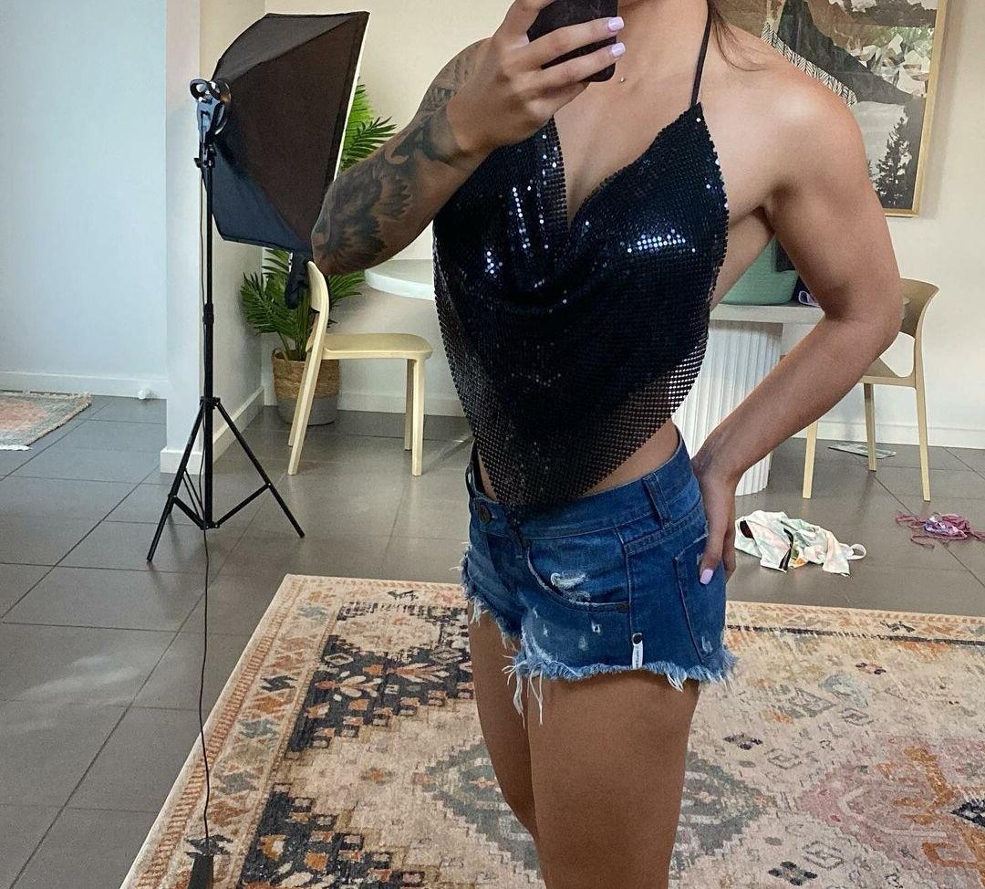 25P Biker Biddie nude