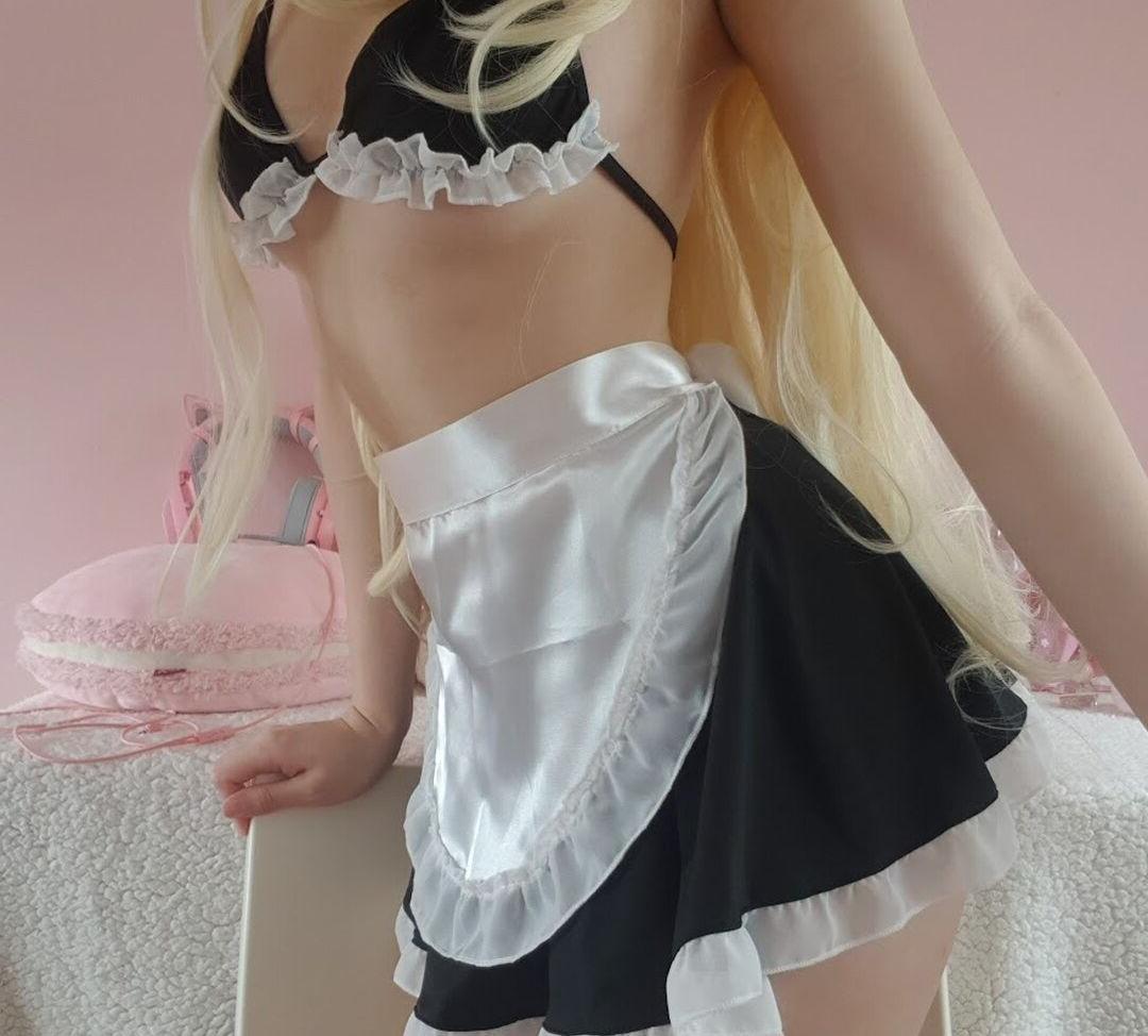 25P Princess Kittie nude