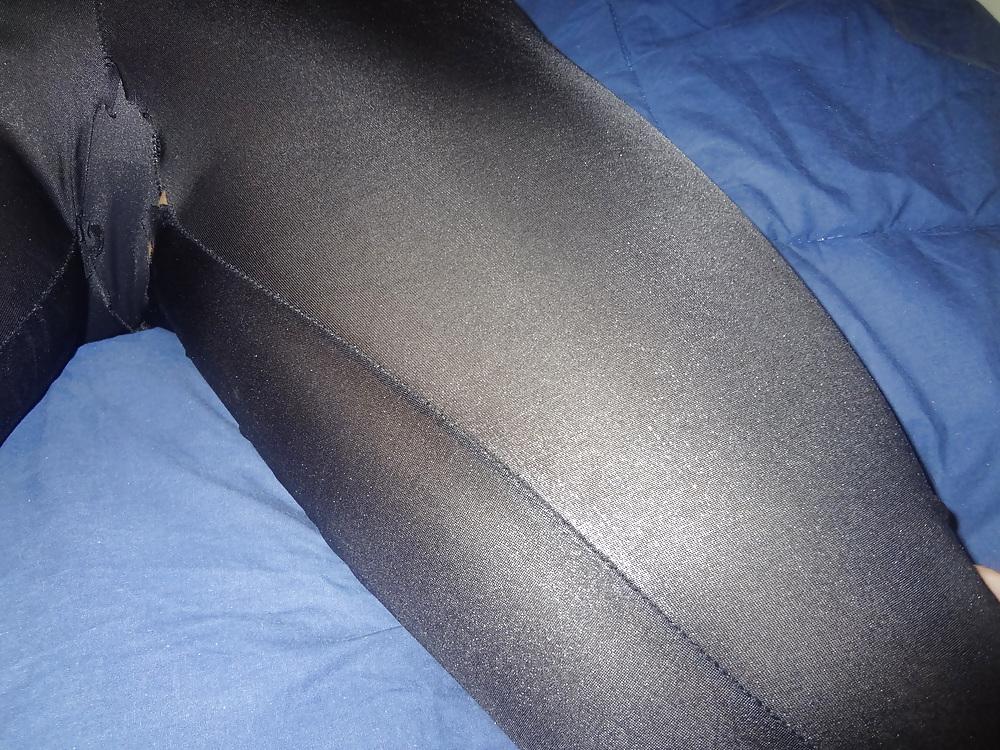 25P Wife in leggings and Panties....Cum on Ass