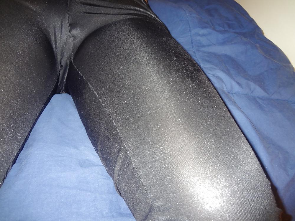 25P Wife in leggings and Panties....Cum on Ass