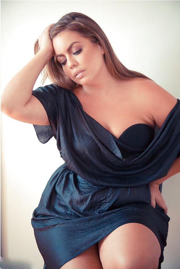 25P Pretty BBW Models (clothed)