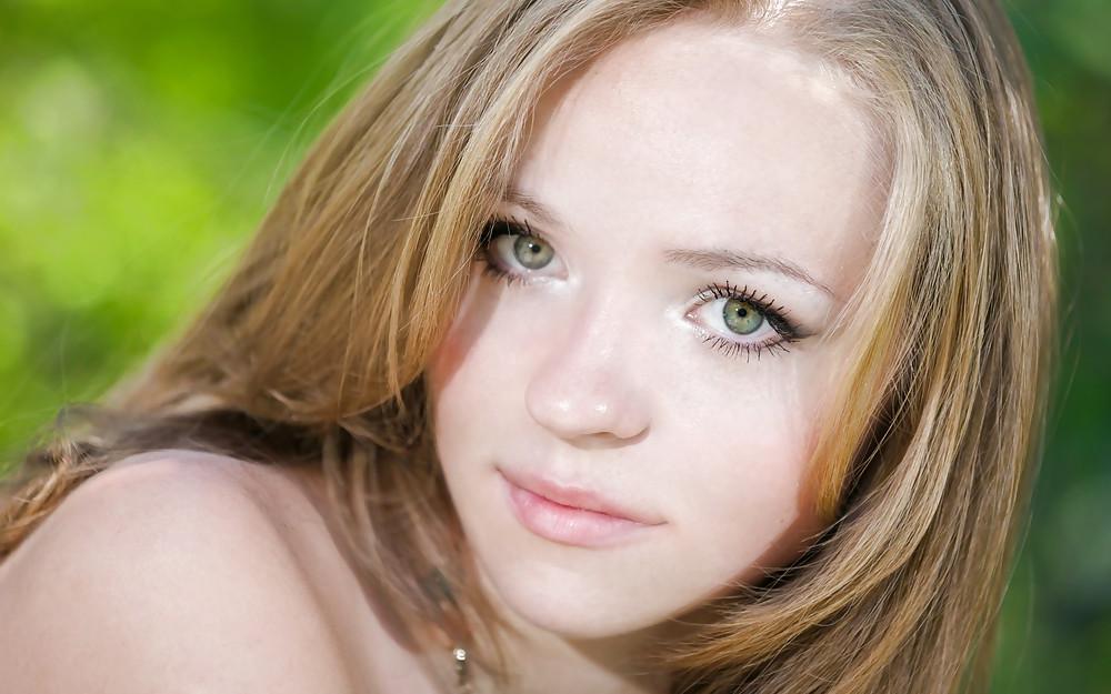 25P Very Pretty Teenie Babe