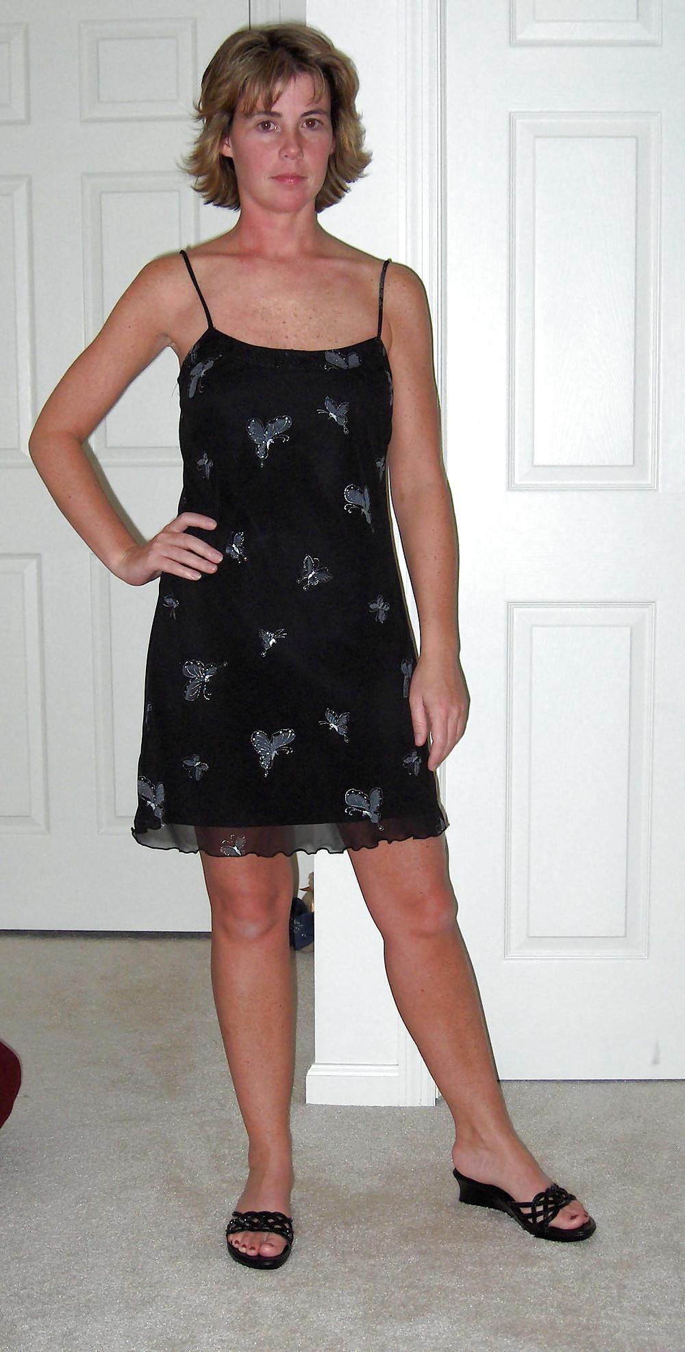 23P Milf in heat.