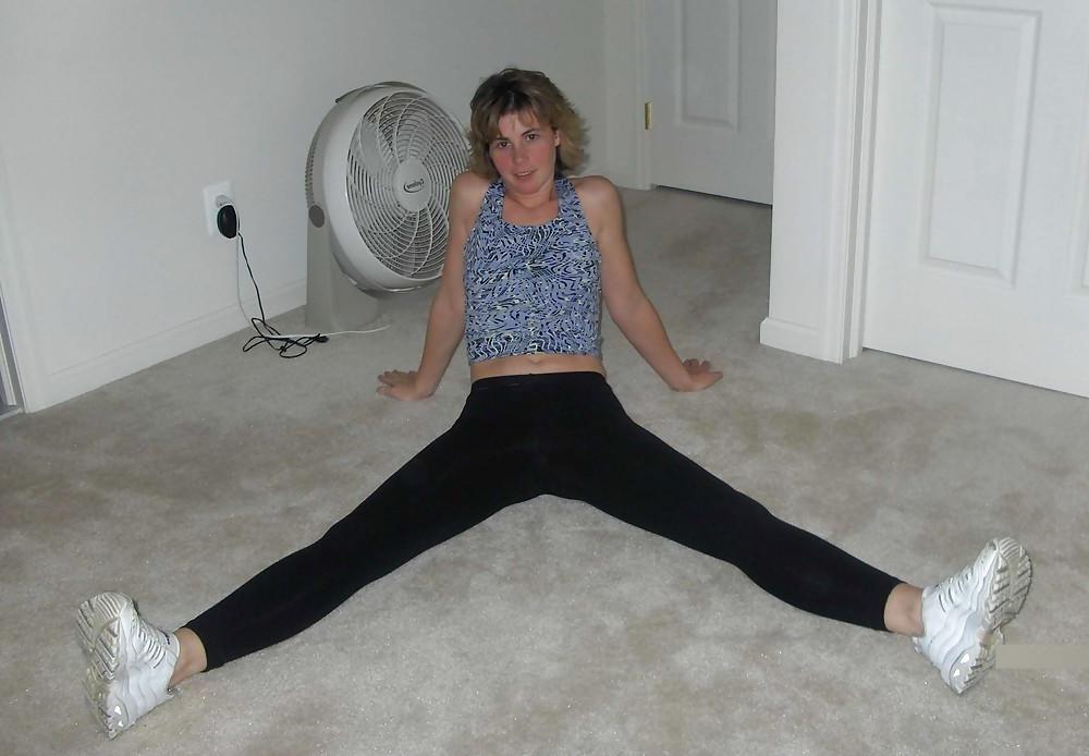 23P Milf in heat.