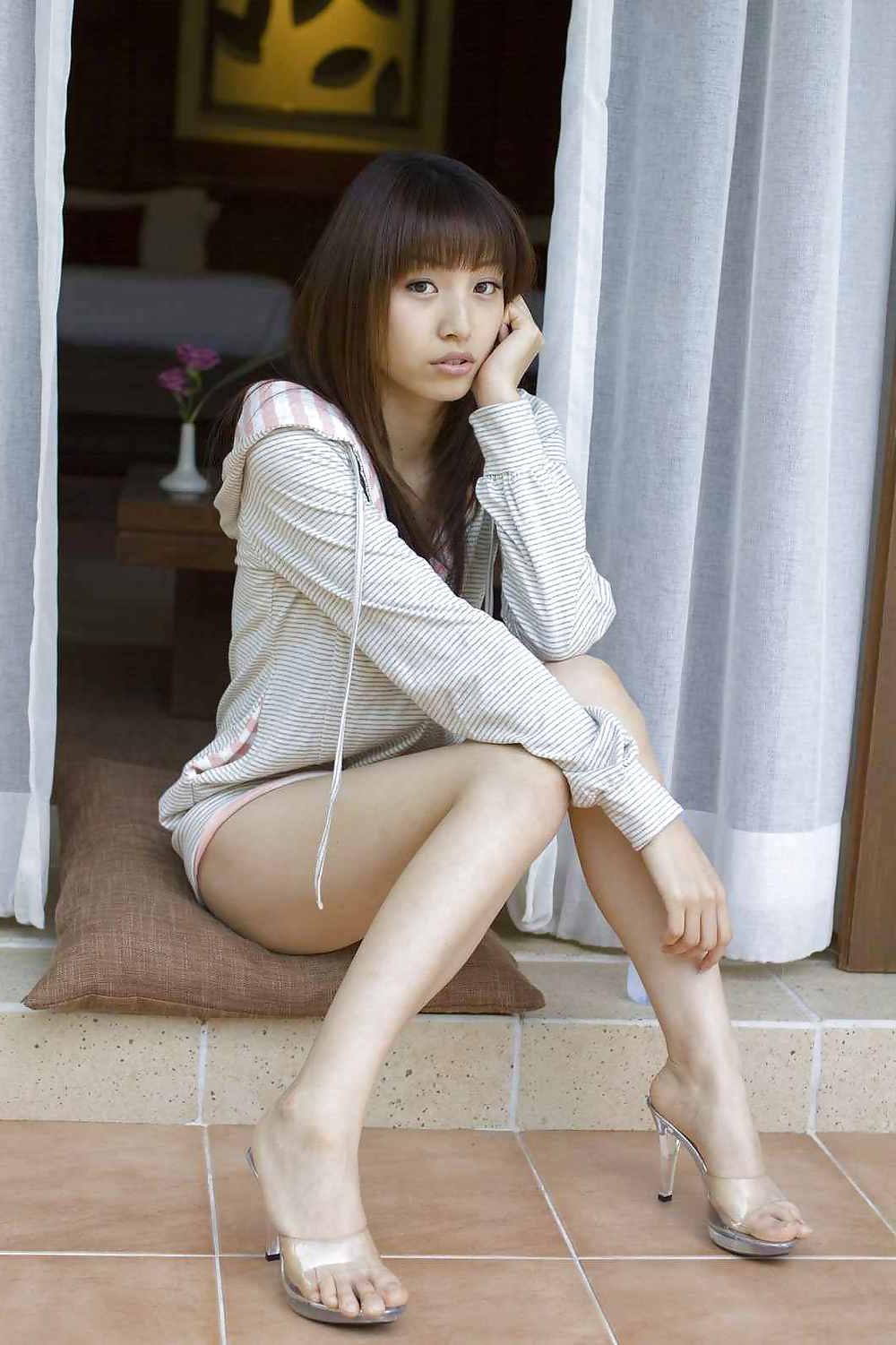 21P Chicks ' legs from Japan