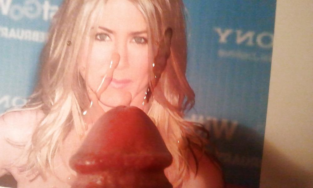 16P Spritze Jennifer Aniston voll - cum on Jennifer Aniston
