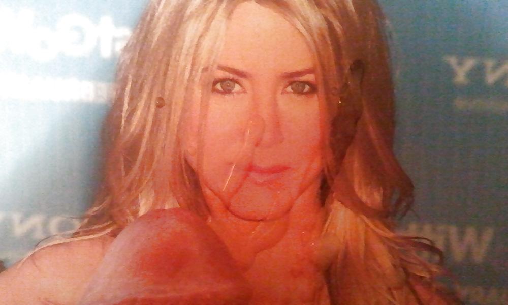 16P Spritze Jennifer Aniston voll - cum on Jennifer Aniston