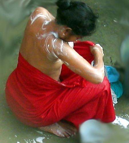 25P Girls while bath