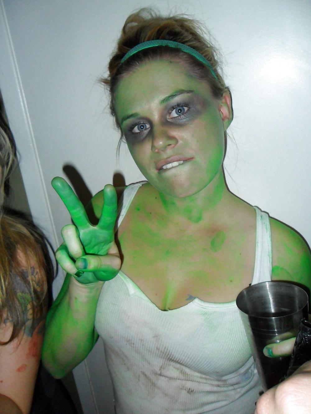 19P Cum on these sluts