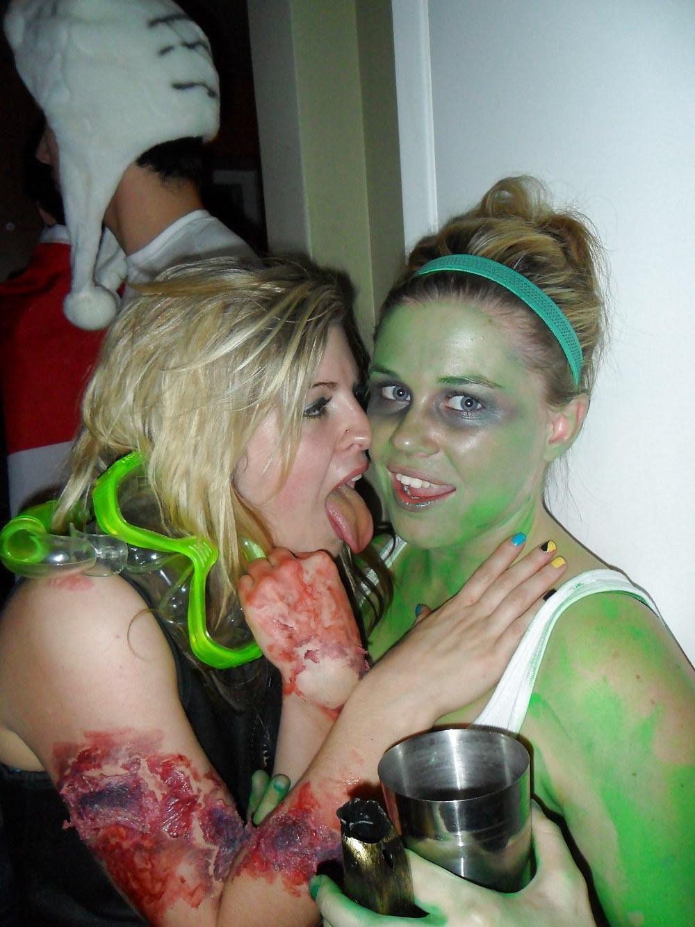 19P Cum on these sluts