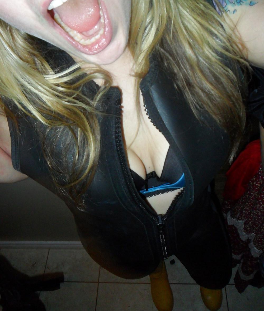 19P Cum on these sluts
