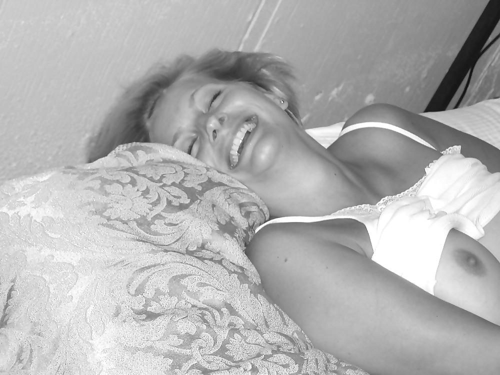25P Private exposure poised on bed #4
