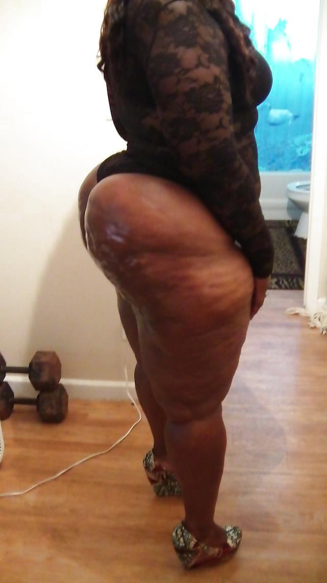 8P MS.THICK A THICK CHOCOLATE PIECE