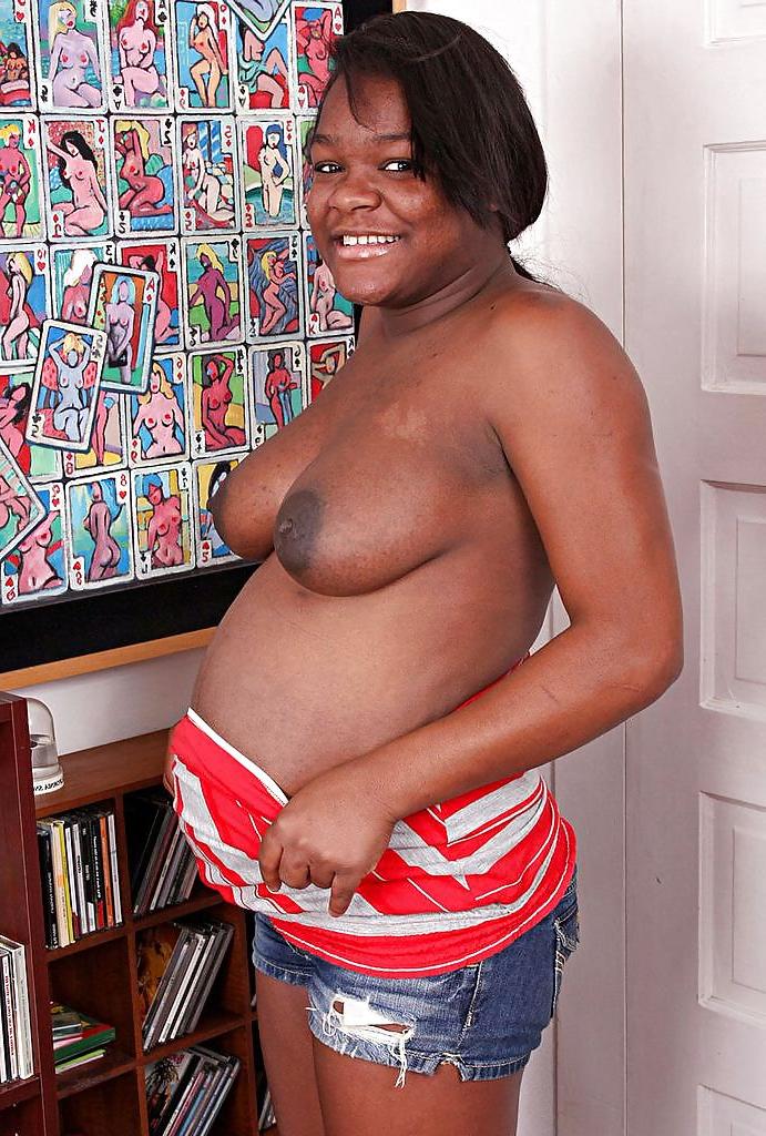 15P Ebony Pregnant