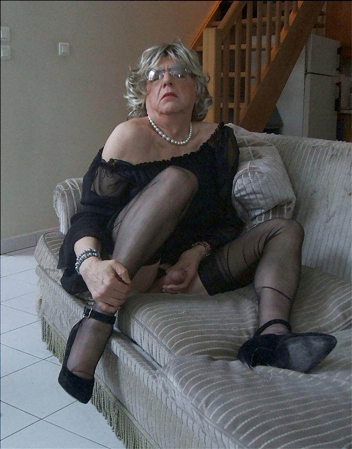 25P Cock-tease SLUT