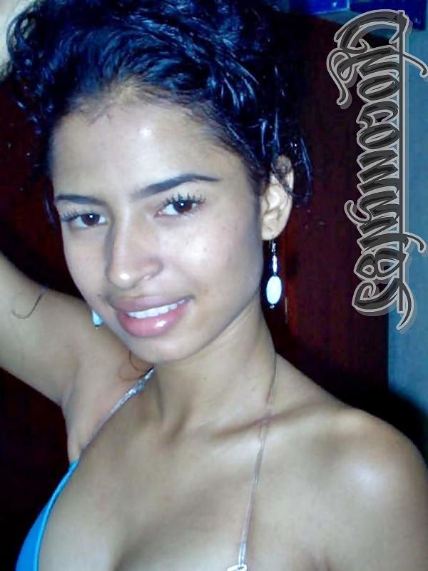 15P Mexican girl posing nade